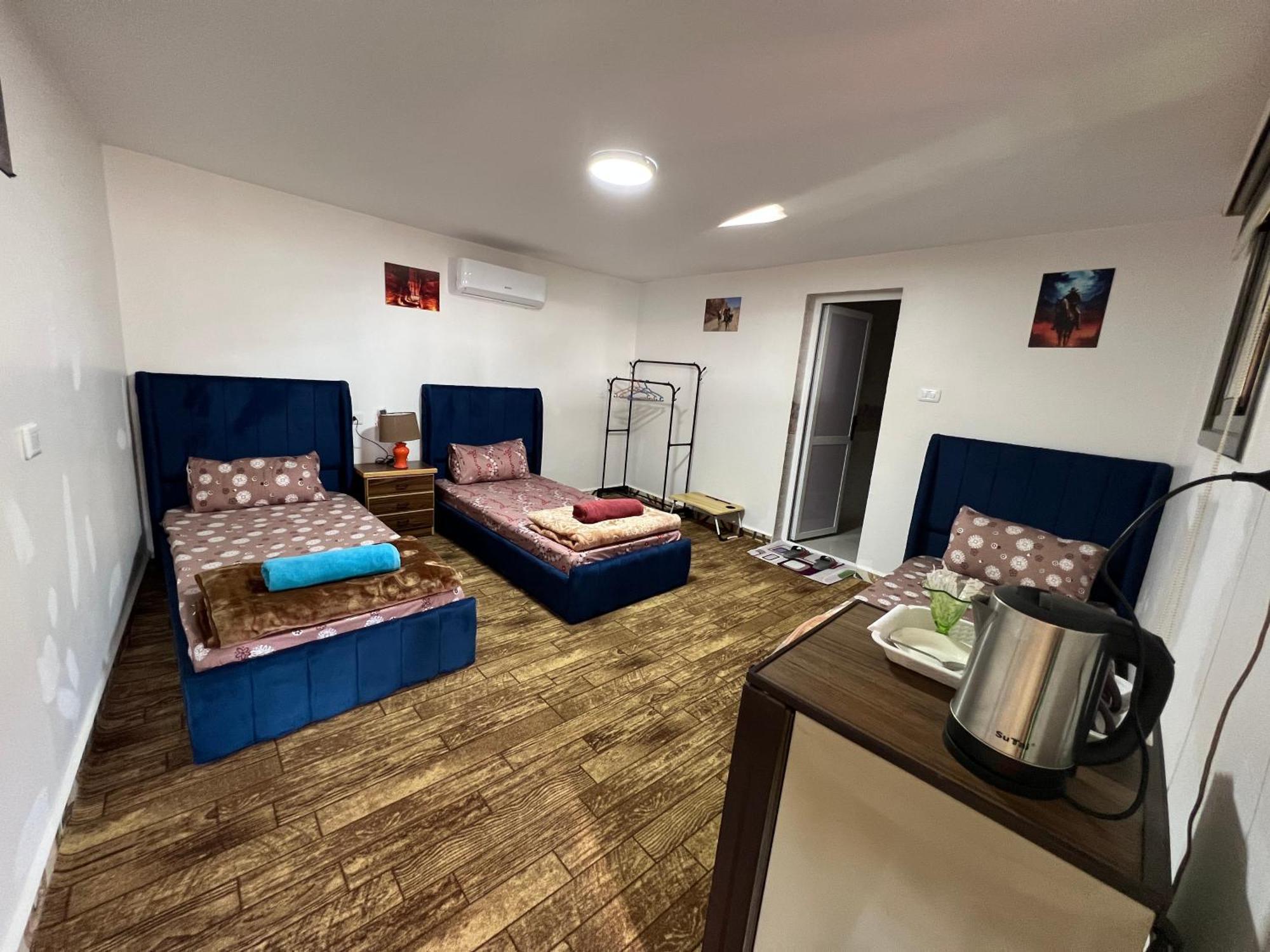 Petra Royal Ranch Bed and Breakfast Wadi Musa Buitenkant foto