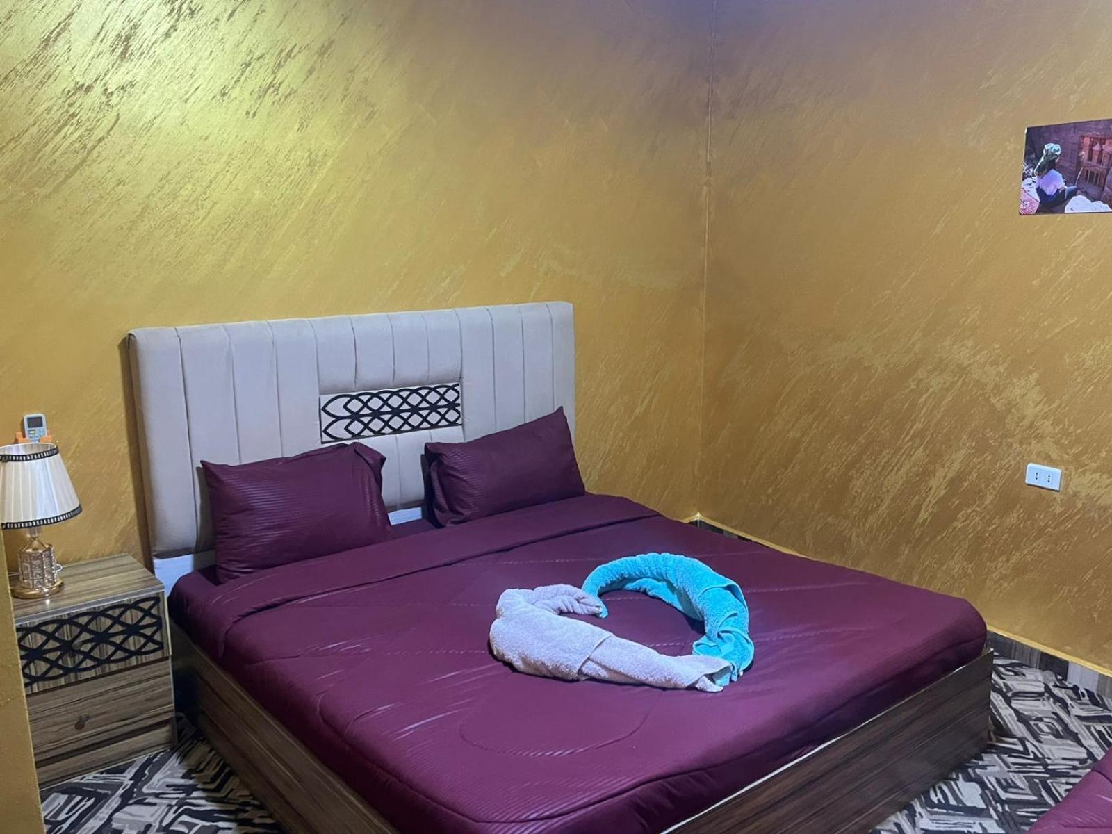 Petra Royal Ranch Bed and Breakfast Wadi Musa Buitenkant foto